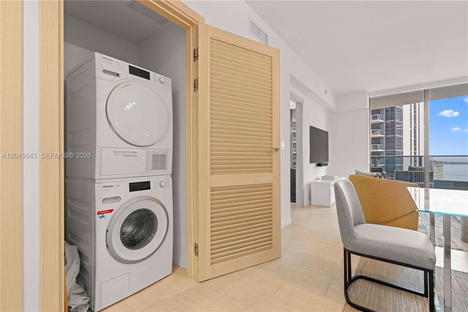 Brickell Flatiron at 1000 Brickell Plz, Miami, FL 33131 - For Rent photo 7