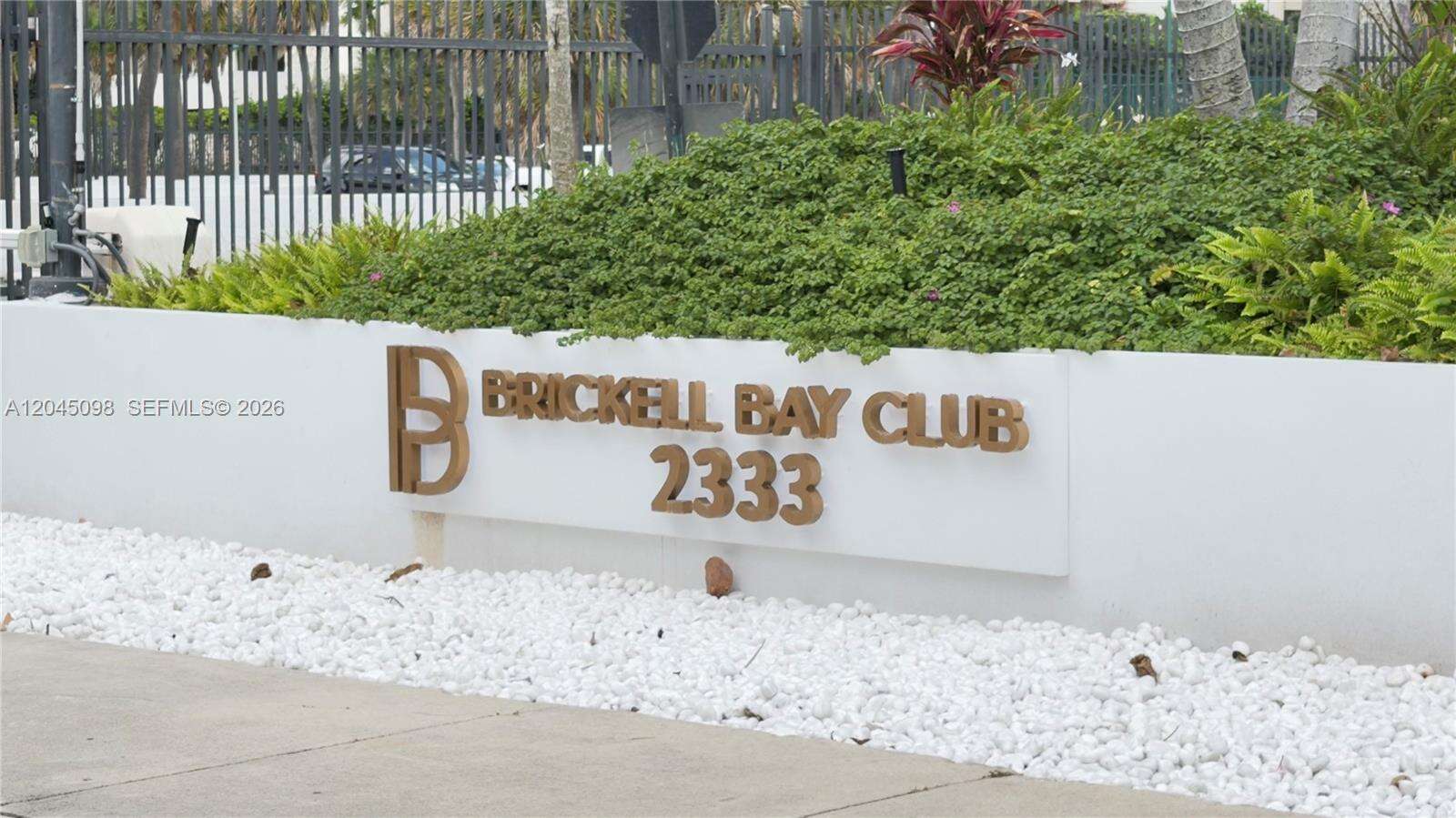 Brickell Bay Club at 2333 Brickell Ave, Miami, FL 33129 - For Rent photo 1