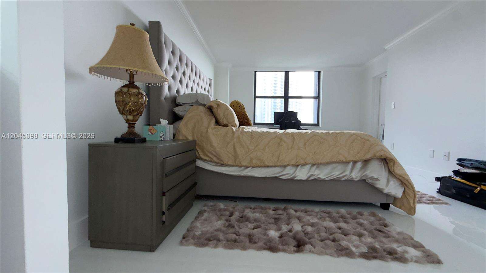 Brickell Bay Club at 2333 Brickell Ave, Miami, FL 33129 - For Rent photo 19