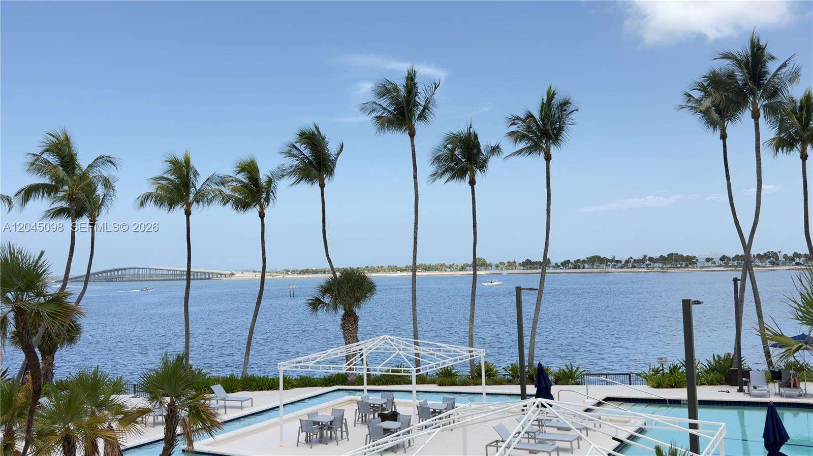 Brickell Bay Club at 2333 Brickell Ave, Miami, FL 33129 - For Rent photo 40