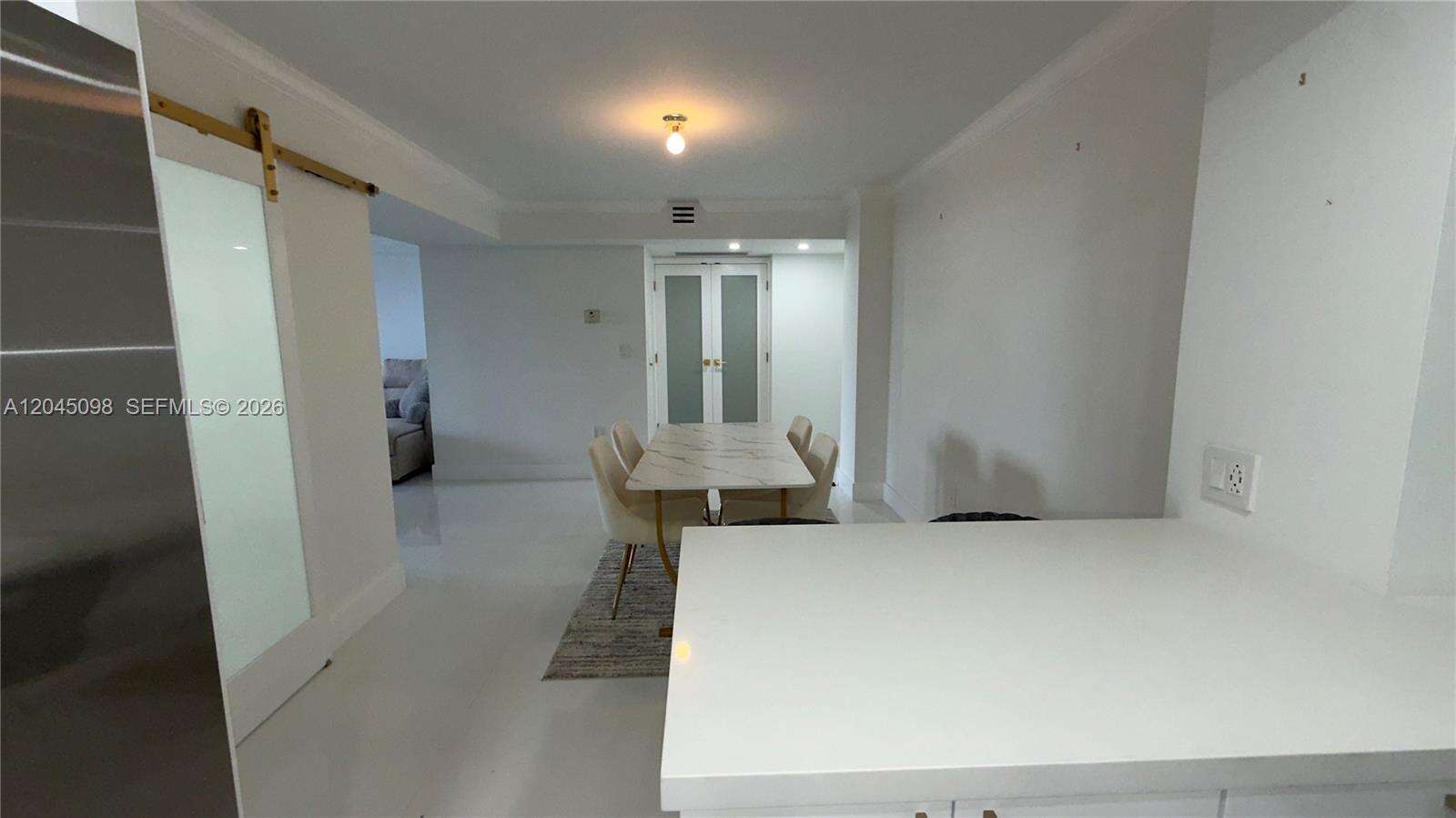 Brickell Bay Club at 2333 Brickell Ave, Miami, FL 33129 - For Rent photo 9