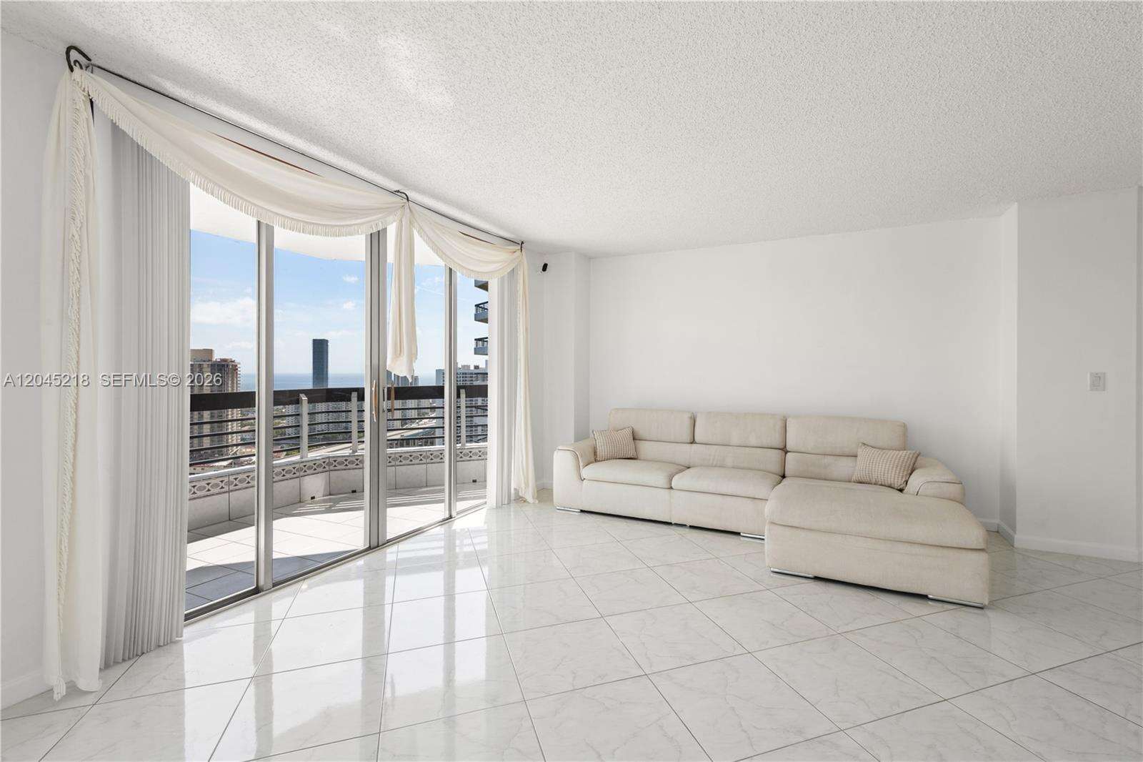 Mystic Pointe Tower 500 at 3530 Mystic Pointe Dr, Aventura, FL 33180 - For Rent photo 19
