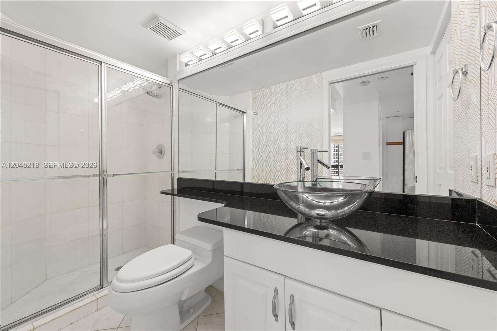 Mystic Pointe Tower 500 at 3530 Mystic Pointe Dr, Aventura, FL 33180 - For Rent photo 6
