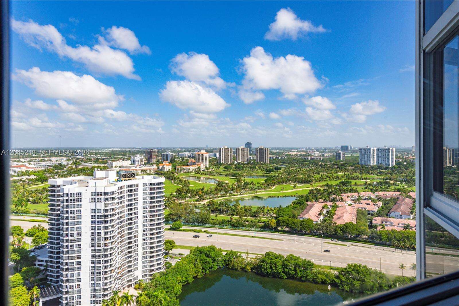 Mystic Pointe Tower 500 at 3530 Mystic Pointe Dr, Aventura, FL 33180 - For Rent photo 8
