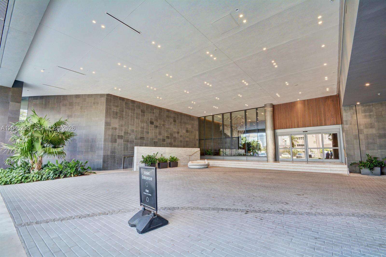 Rise Brickell at 88 7 St, Miami, FL 33130 - For Rent photo 22