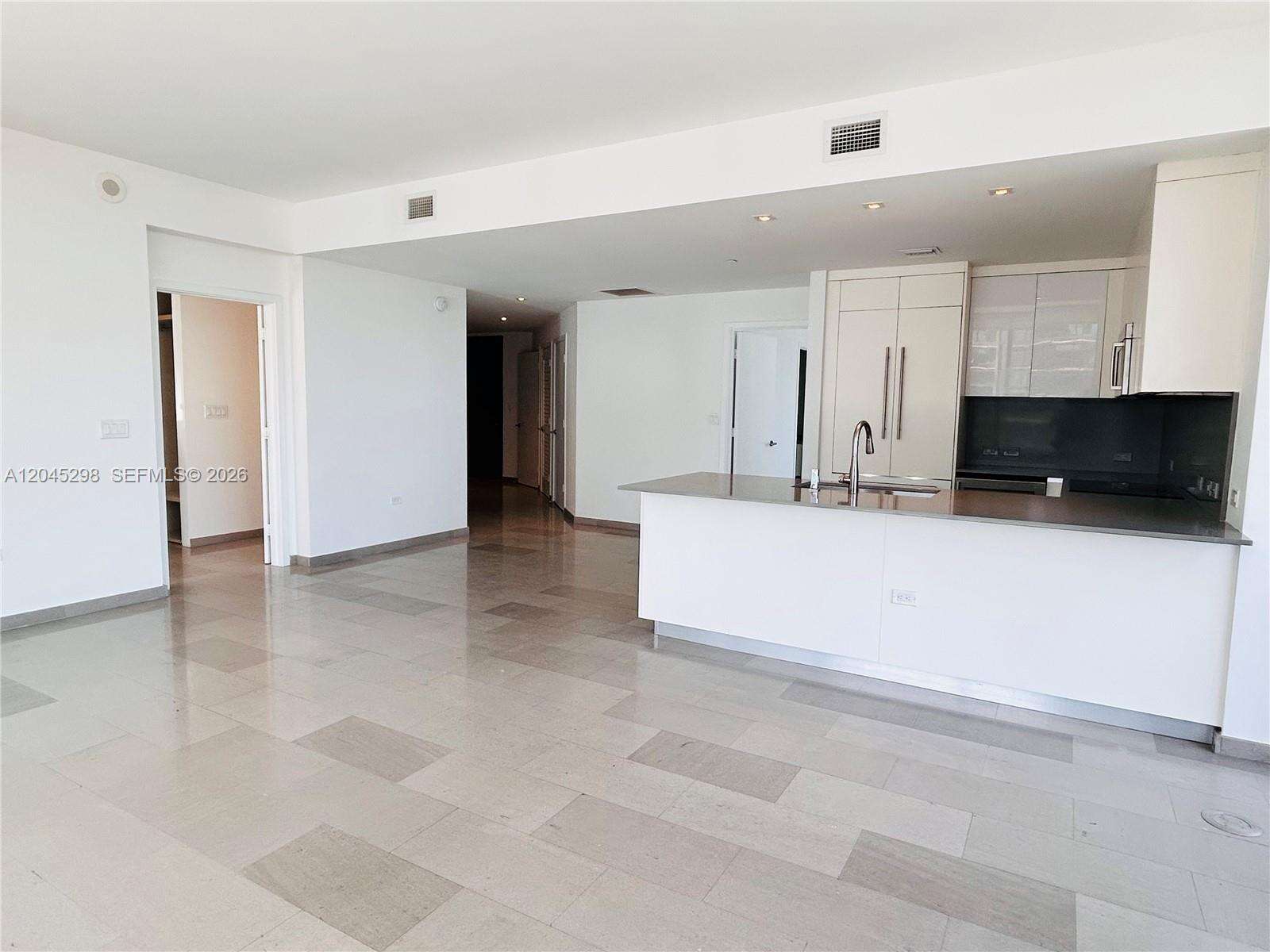 Rise Brickell at 88 7 St, Miami, FL 33130 - For Rent photo 8