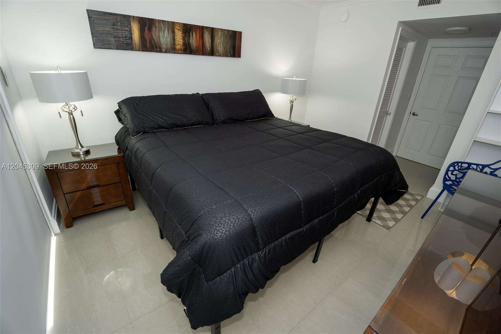 The Mutiny at 2951 Bayshore Dr, Miami, FL 33133 - For Rent photo 2