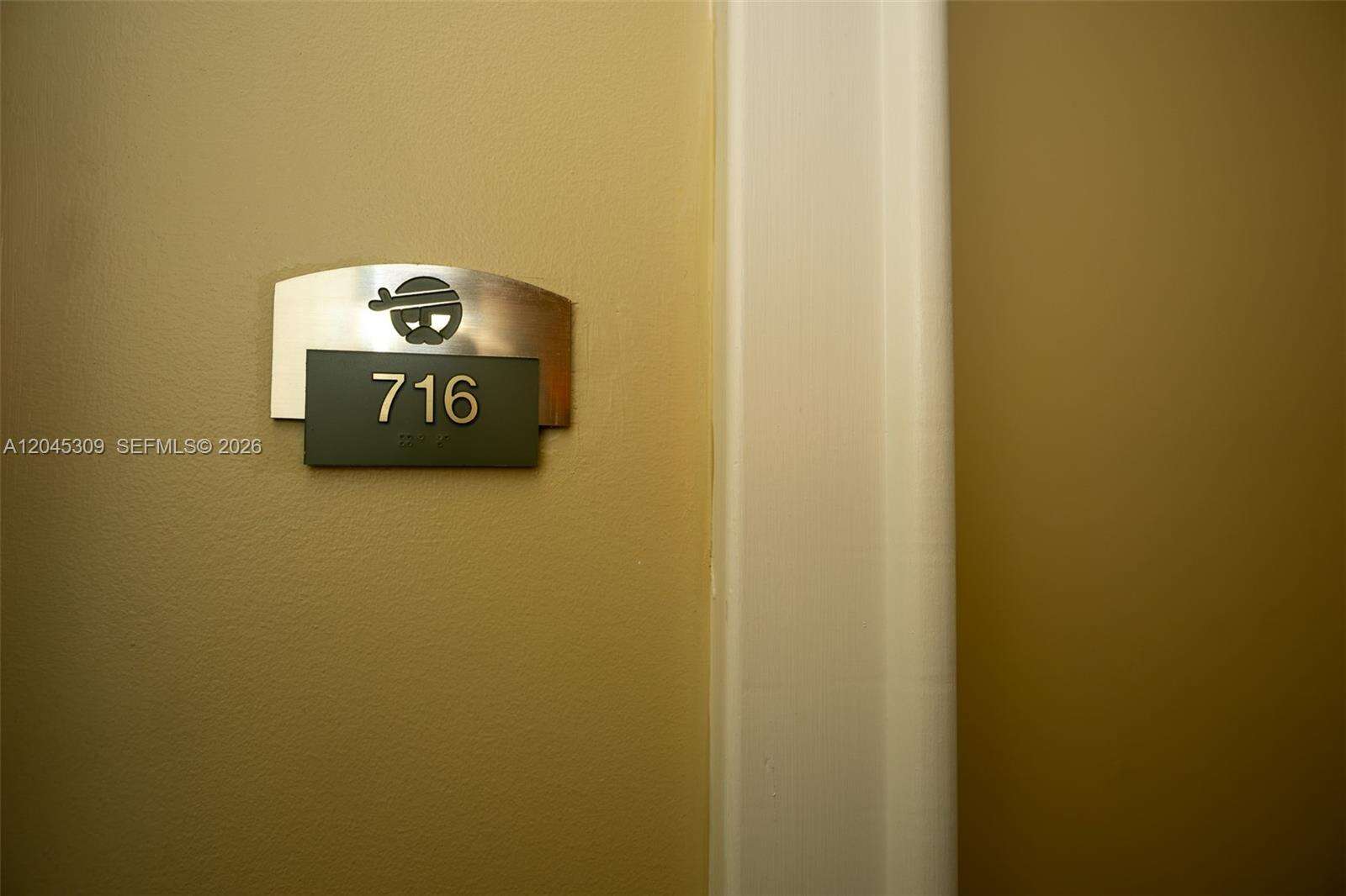 The Mutiny at 2951 Bayshore Dr, Miami, FL 33133 - For Rent photo 21