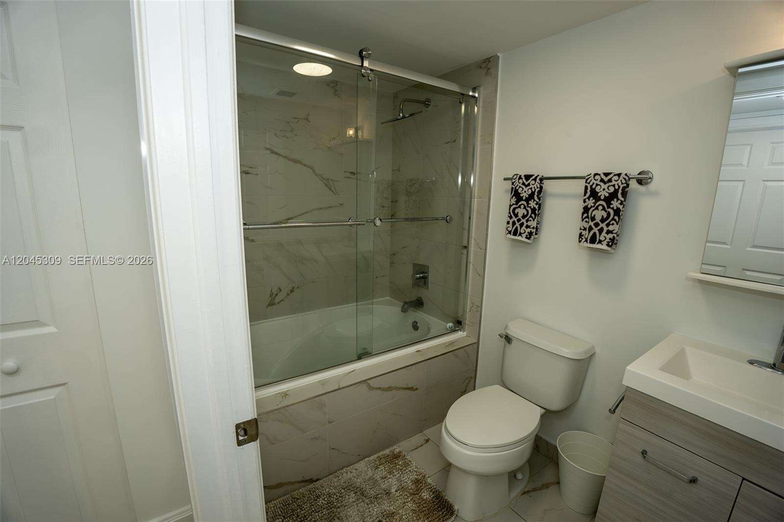 The Mutiny at 2951 Bayshore Dr, Miami, FL 33133 - For Rent photo 7