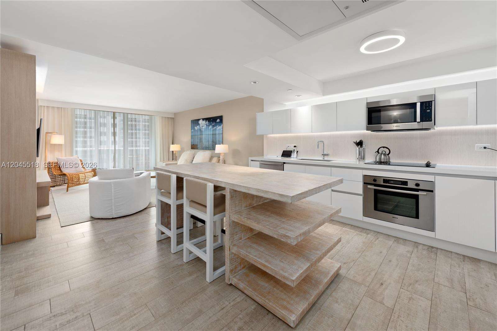 1 Hotel & Homes at 102 24 St, Miami Beach, FL 33139 - For Rent photo 3