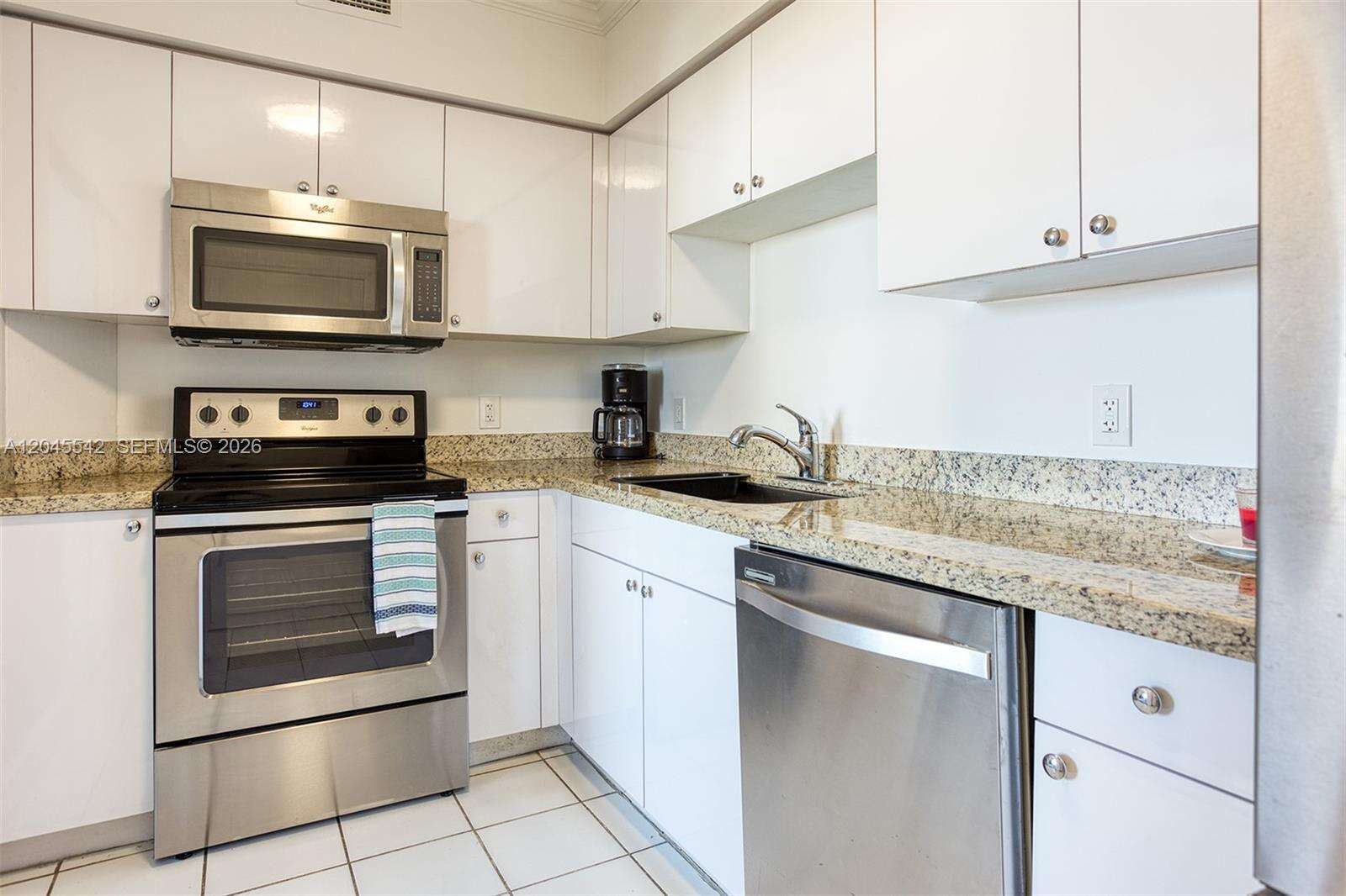 The Waverly at 1330 W Ave, Miami Beach, FL 33139 - For Rent photo 9