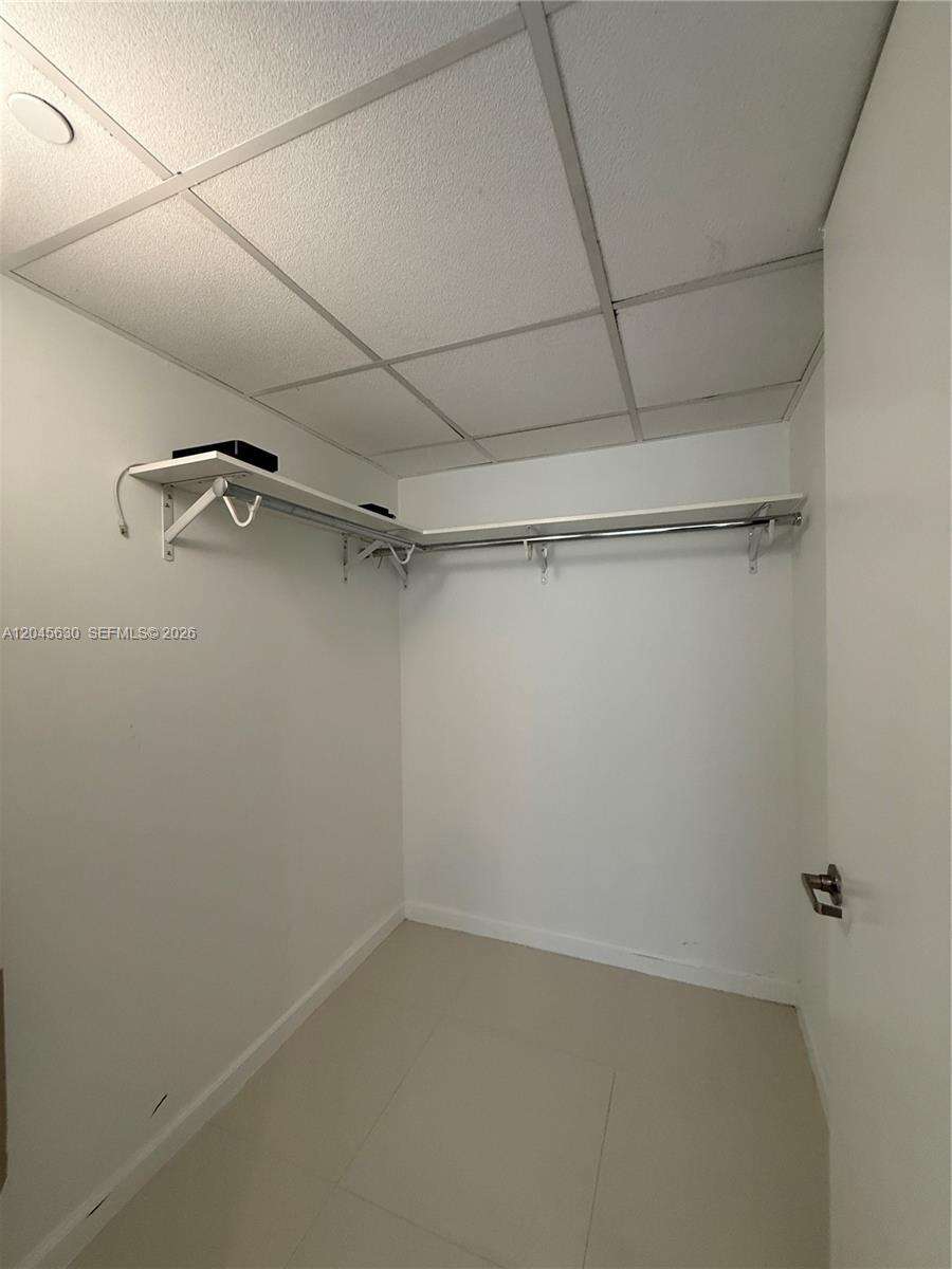 Icon Brickell 2 at 495 Brickell Ave, Miami, FL 33131 - For Rent photo 28