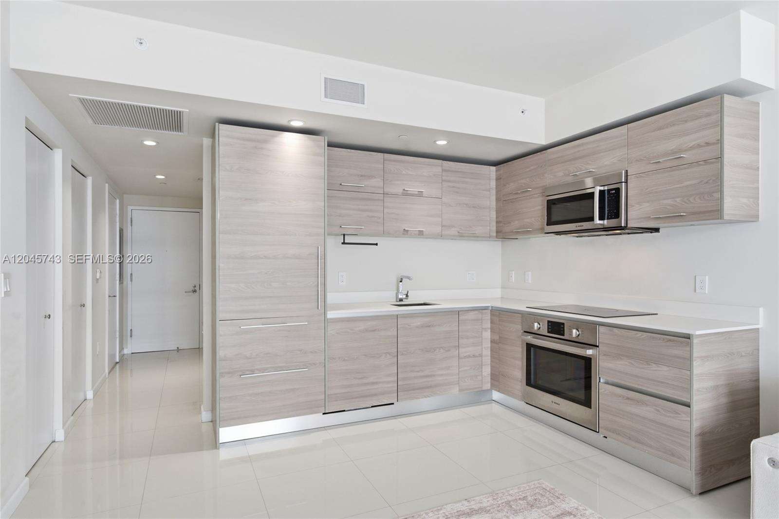 Sls Brickell at 1300 Miami Ave, Miami, FL 33130 - For Rent photo 13