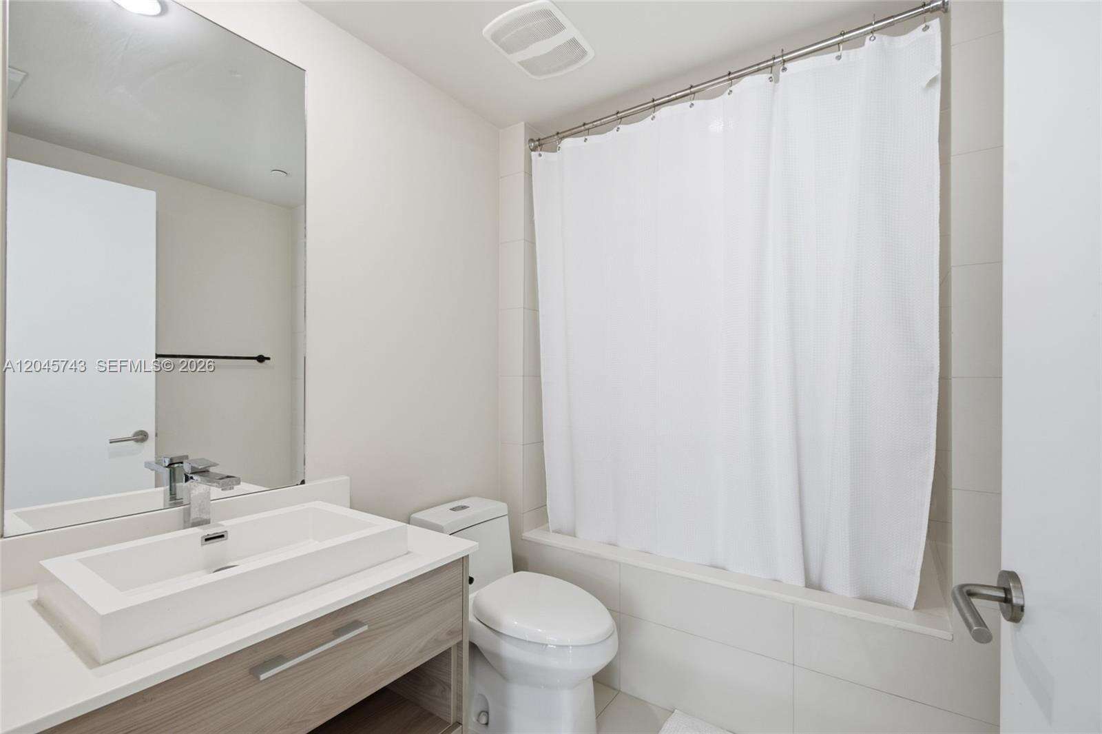 Sls Brickell at 1300 Miami Ave, Miami, FL 33130 - For Rent photo 17