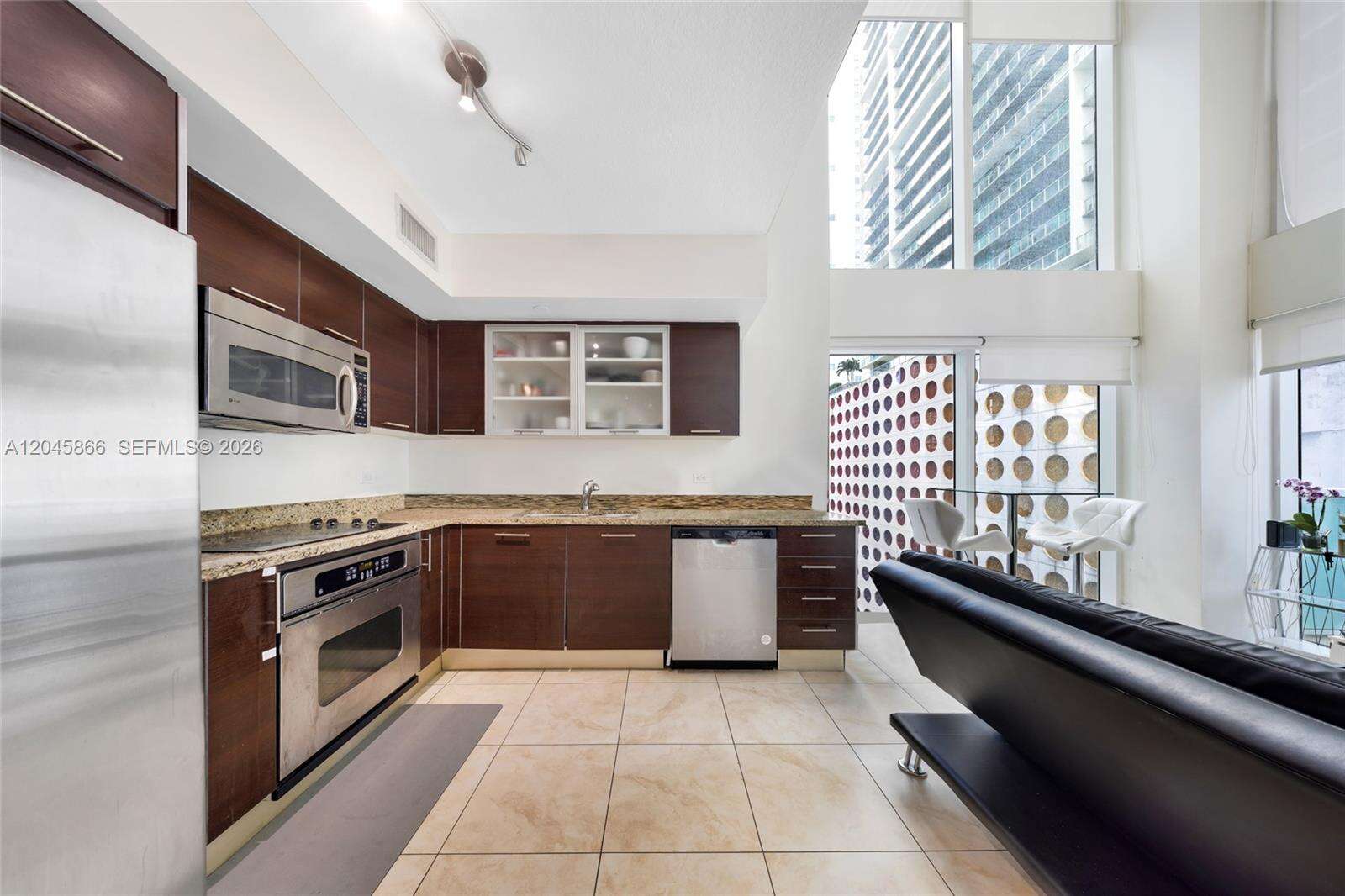Brickell On The River at 41 5 St, Miami, FL 33131 - For Rent photo 3
