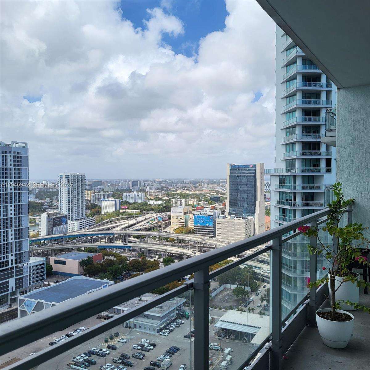 Mint at 92 3 St, Miami, FL 33130 - For Rent photo 1