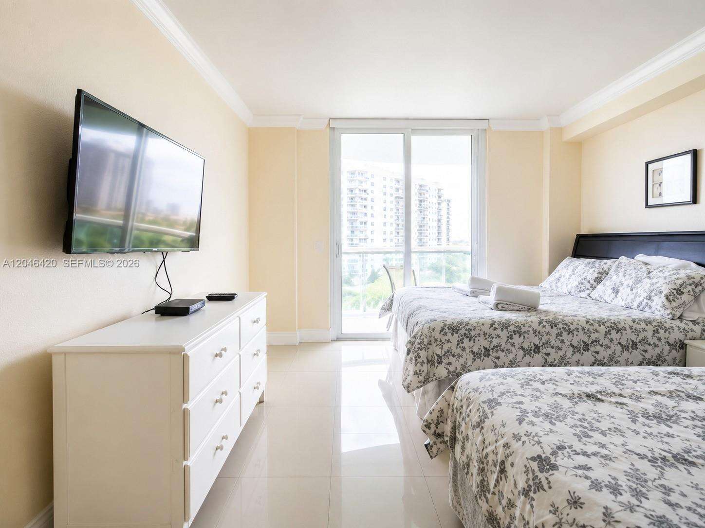 Ocean Reserve at 19370 Collins Ave, Sunny Isles Beach, FL 33160 - For Rent photo 15