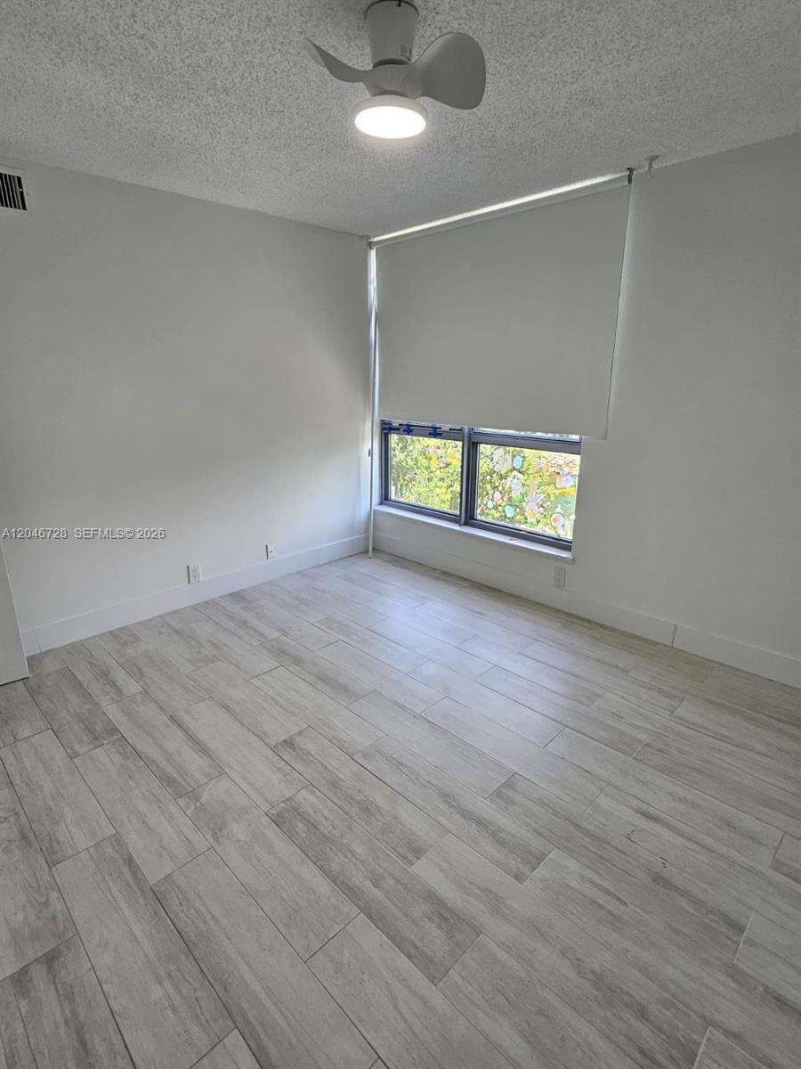 Mystic Pointe Tower 500 at 3530 Mystic Pointe Dr, Aventura, FL 33180 - For Rent photo 13