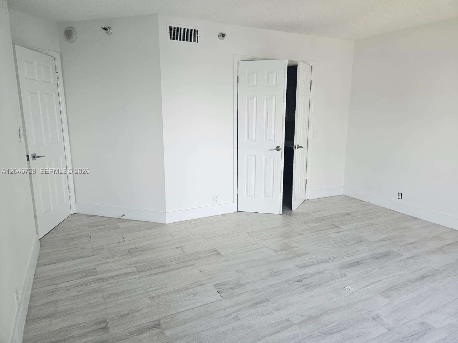 Mystic Pointe Tower 500 at 3530 Mystic Pointe Dr, Aventura, FL 33180 - For Rent photo 17