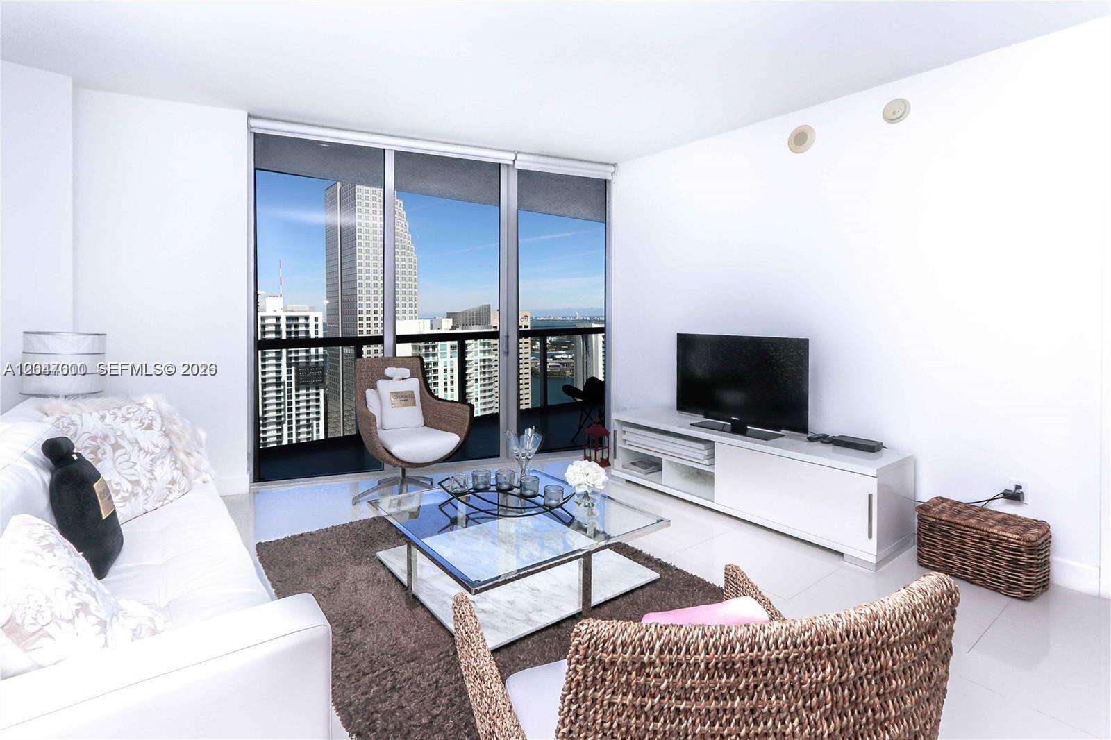 Icon Brickell 1 at 475 Brickell Ave, Miami, FL 33131 - For Rent photo 9