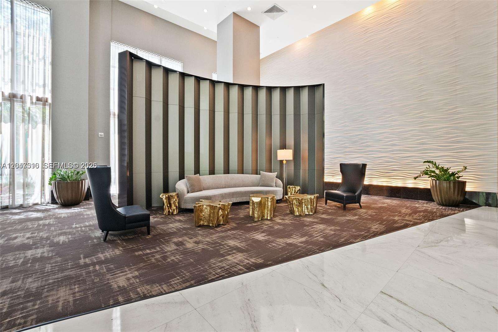 The Plaza On Brickell West at 951 Brickell Ave, Miami, FL 33131 - For Rent photo 3
