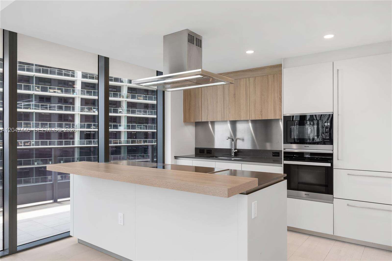 Brickell Flatiron at 1000 Brickell Plz, Miami, FL 33131 - For Rent photo 11