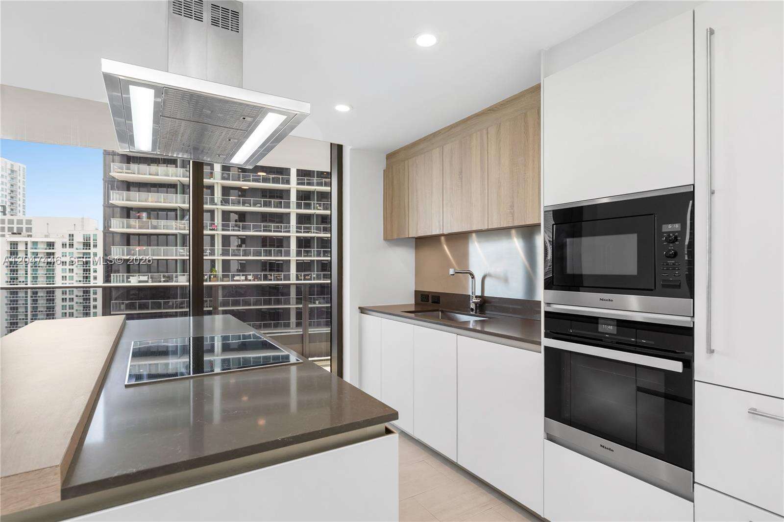 Brickell Flatiron at 1000 Brickell Plz, Miami, FL 33131 - For Rent photo 14