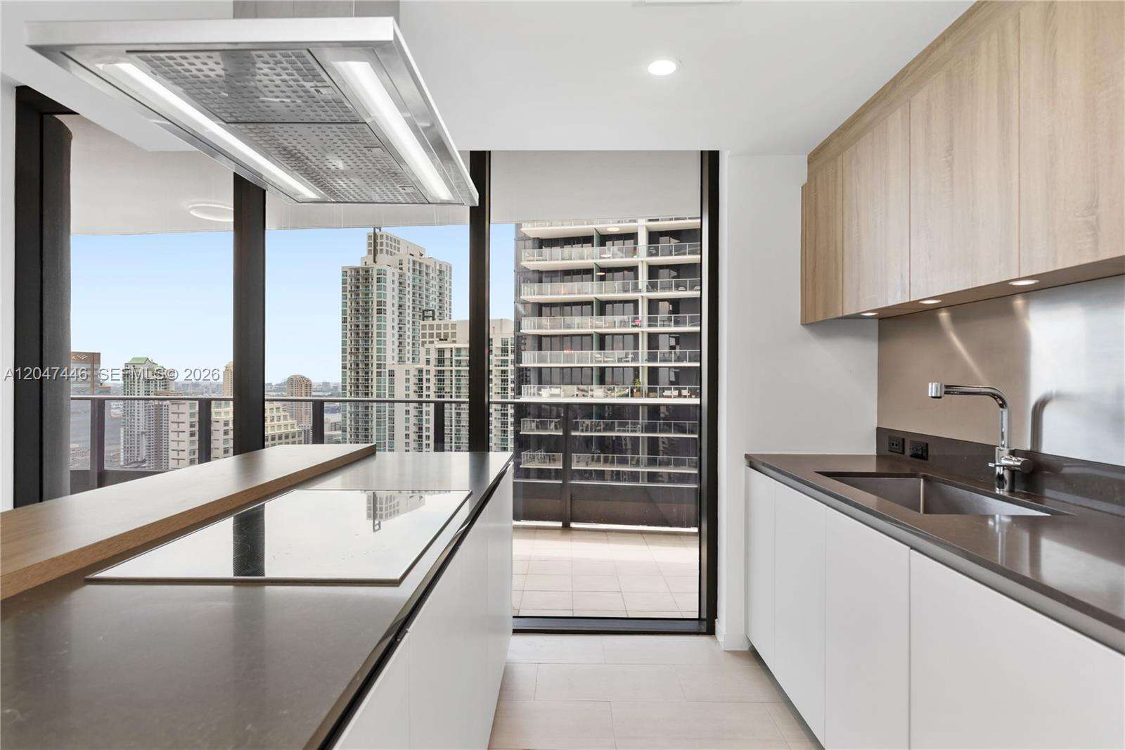 Brickell Flatiron at 1000 Brickell Plz, Miami, FL 33131 - For Rent photo 15