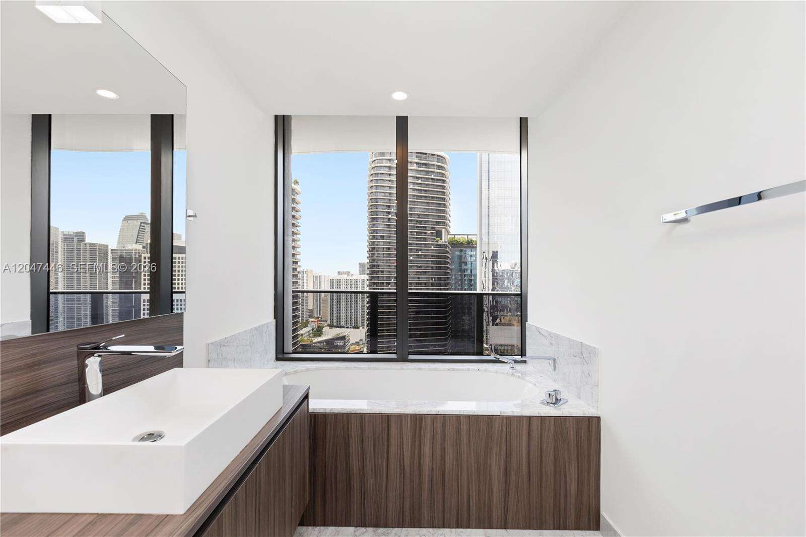 Brickell Flatiron at 1000 Brickell Plz, Miami, FL 33131 - For Rent photo 29