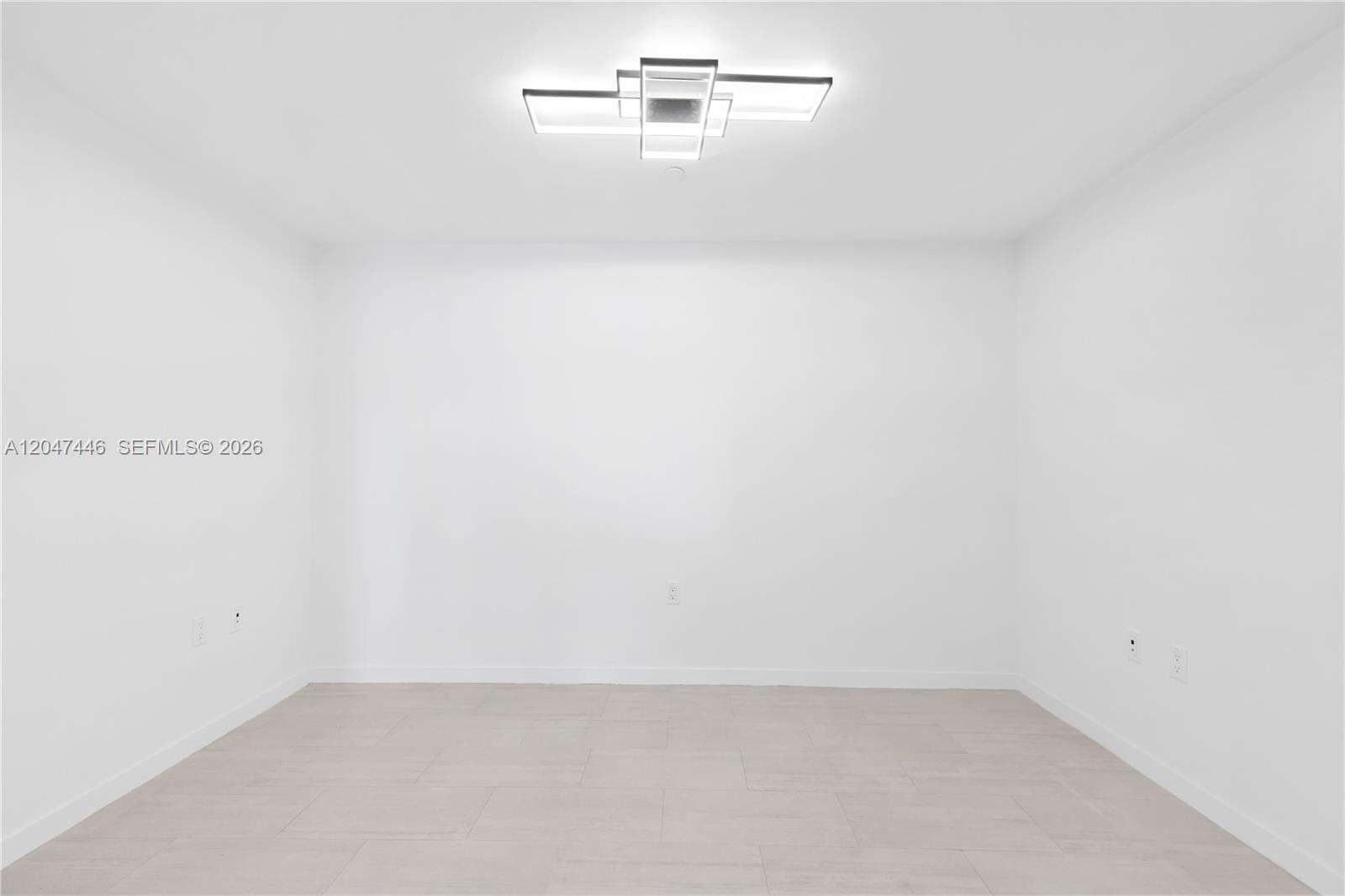 Brickell Flatiron at 1000 Brickell Plz, Miami, FL 33131 - For Rent photo 6