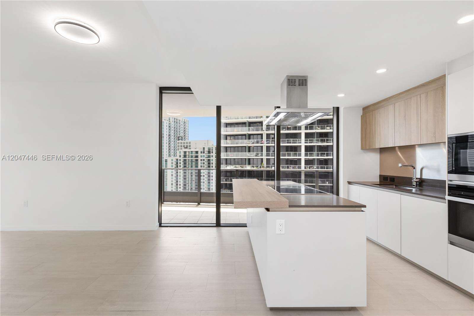 Brickell Flatiron at 1000 Brickell Plz, Miami, FL 33131 - For Rent photo 9