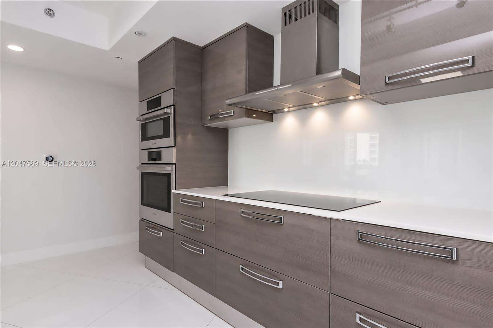Ocean Four at 17201 Collins Ave, Sunny Isles Beach, FL 33160 - For Rent photo 14