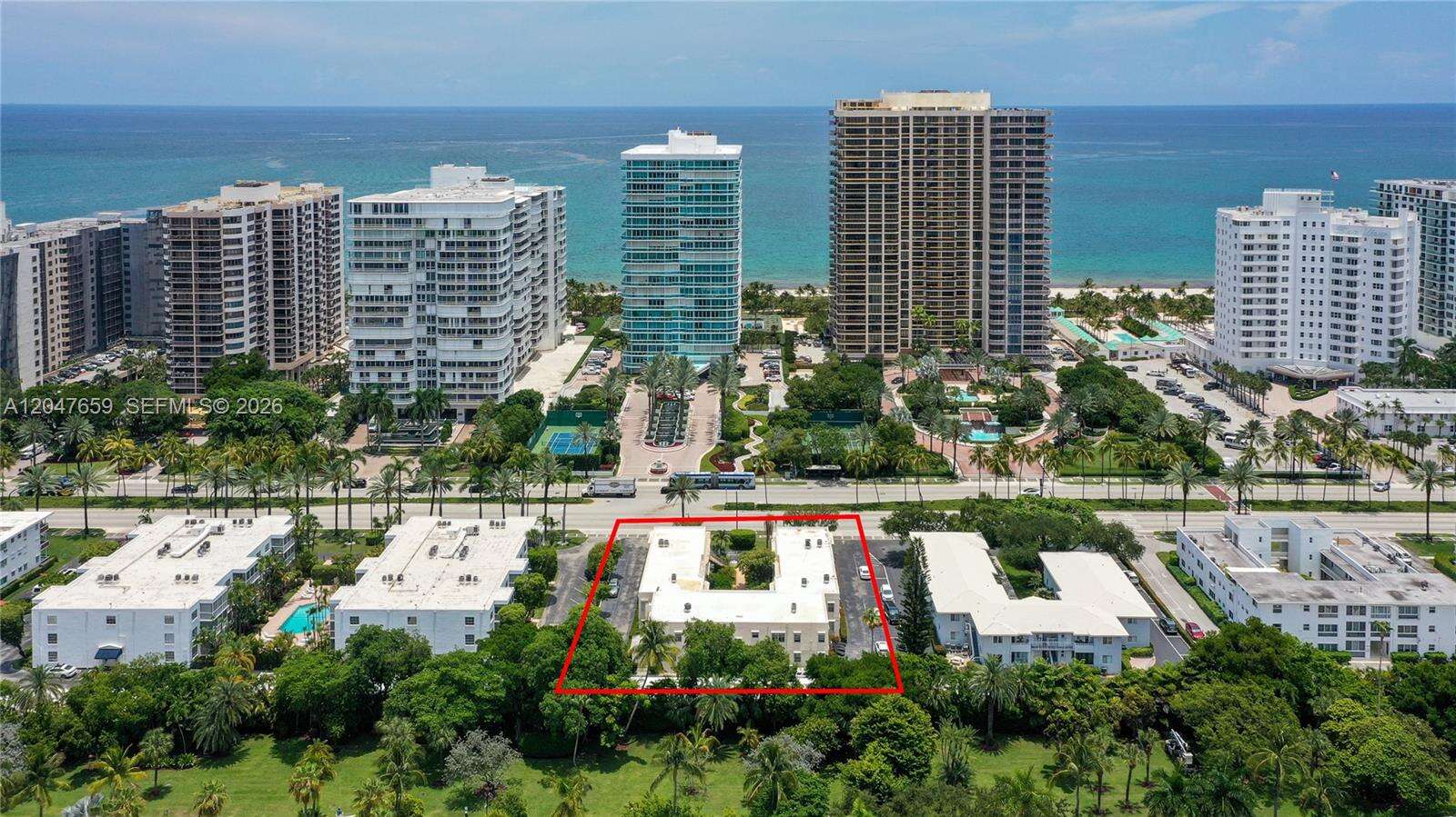 Beach Club Apts Condos for Sale & Rent | Picture 1