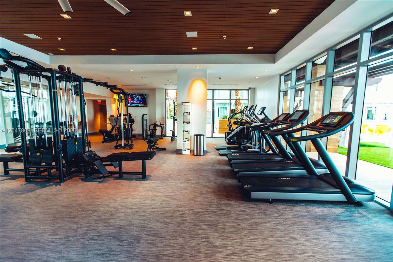Parque Towers at 300 Sunny Isles Blvd, Sunny Isles Beach, FL 33160 - For Rent photo 43
