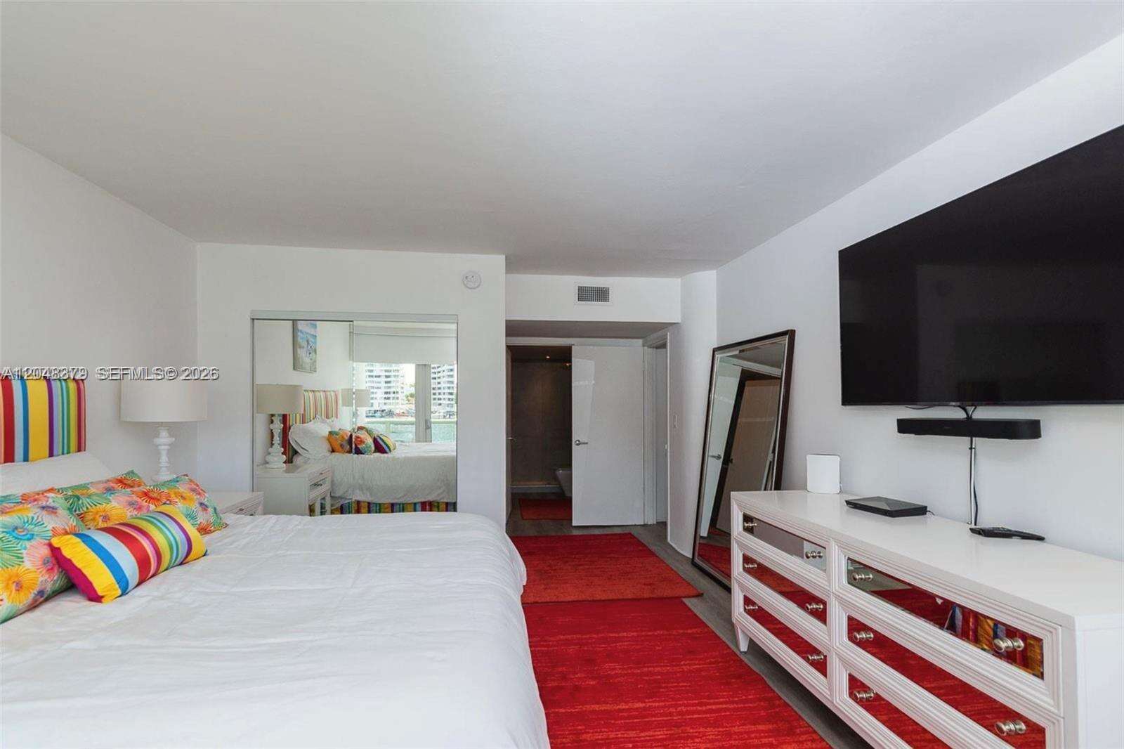 King Cole at 900 Bay Dr, Miami Beach, FL 33141 - For Rent photo 20