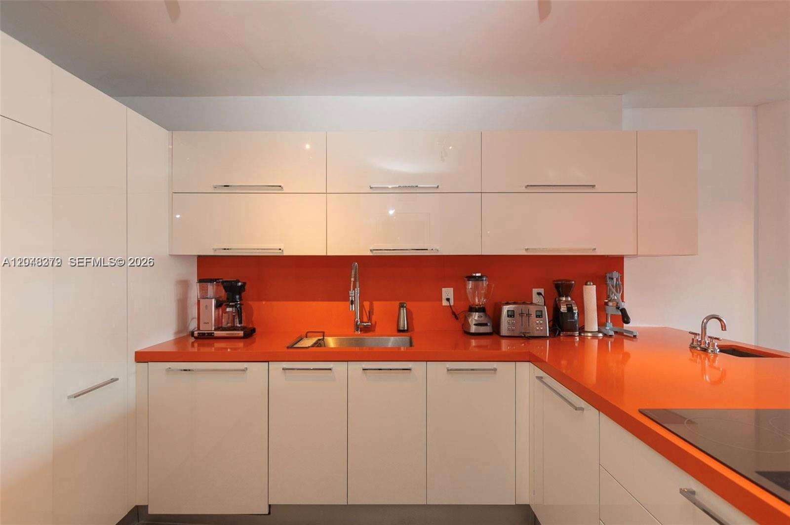 King Cole at 900 Bay Dr, Miami Beach, FL 33141 - For Rent photo 3