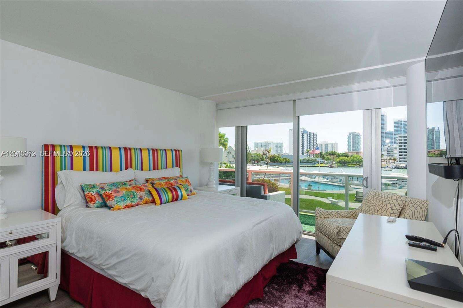 King Cole at 900 Bay Dr, Miami Beach, FL 33141 - For Rent photo 25