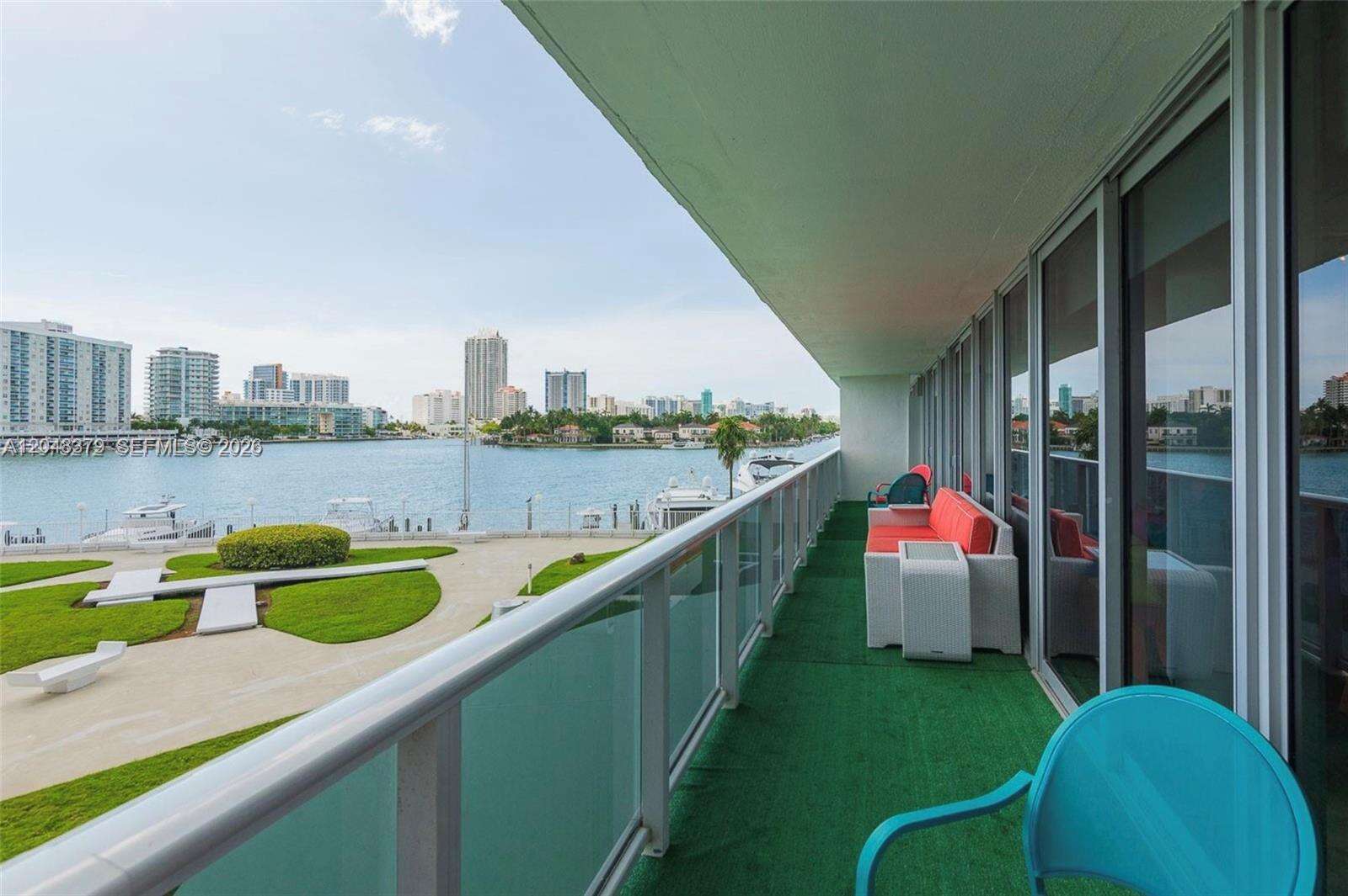 King Cole at 900 Bay Dr, Miami Beach, FL 33141 - For Rent photo 29