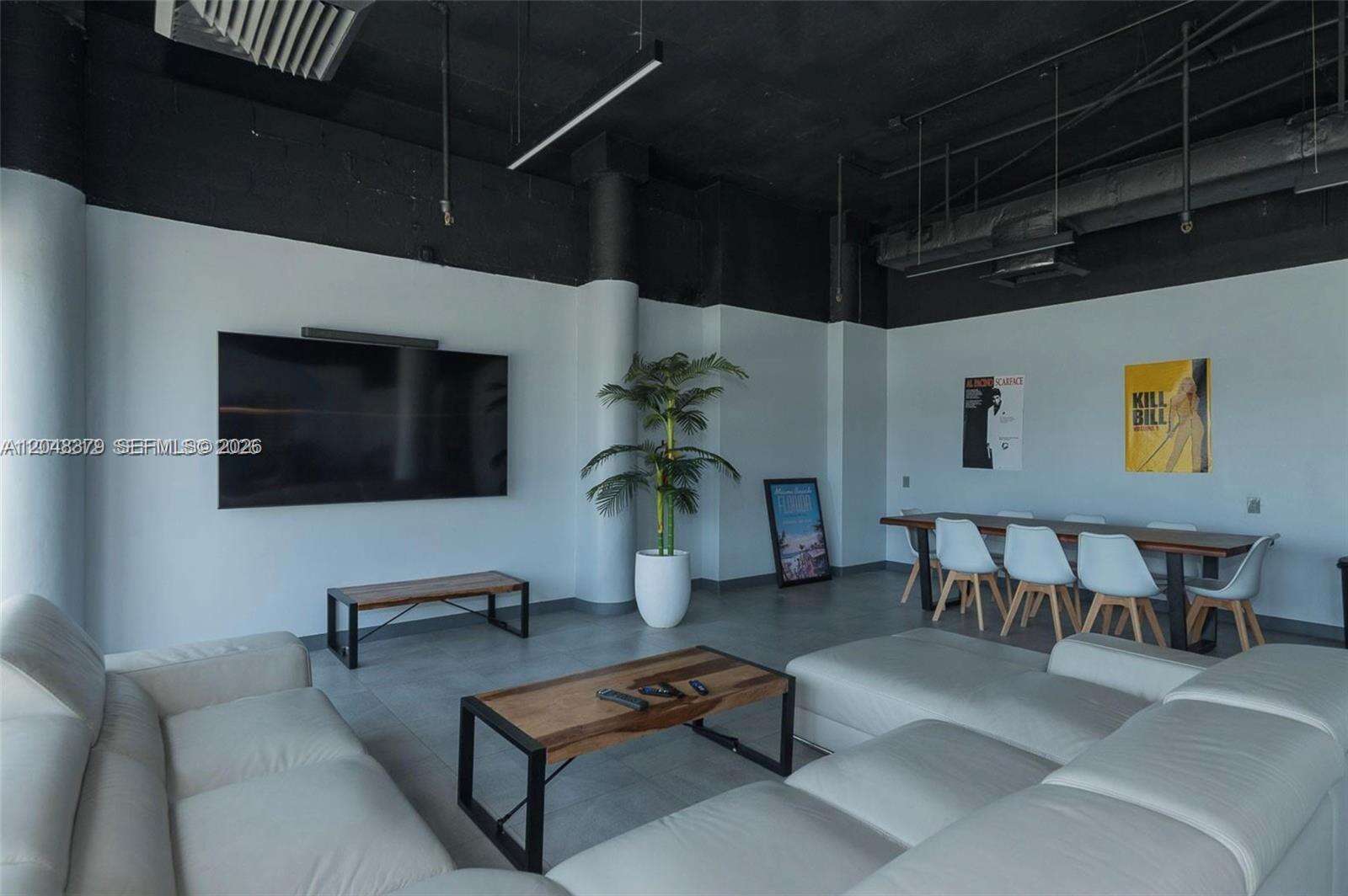 King Cole at 900 Bay Dr, Miami Beach, FL 33141 - For Rent photo 31