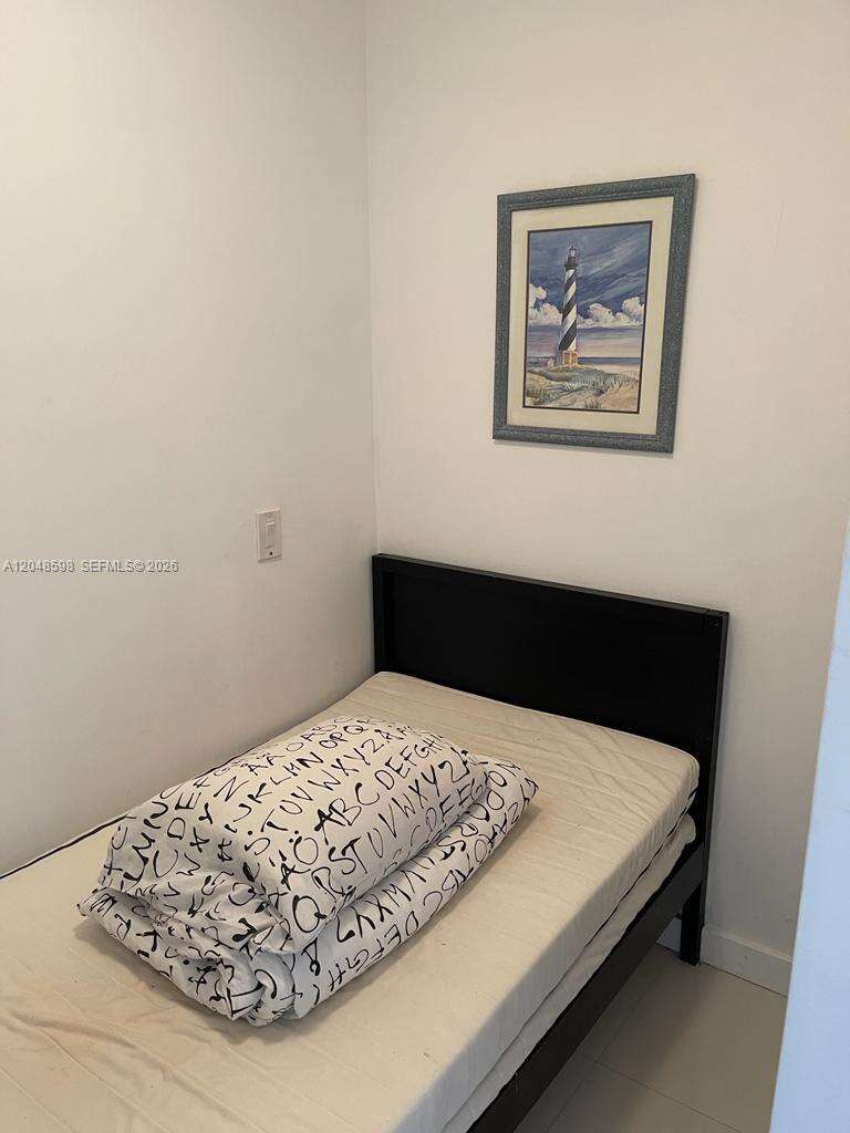 Arlen Beach at 5701 Collins Ave, Miami Beach, FL 33140 - For Rent photo 14