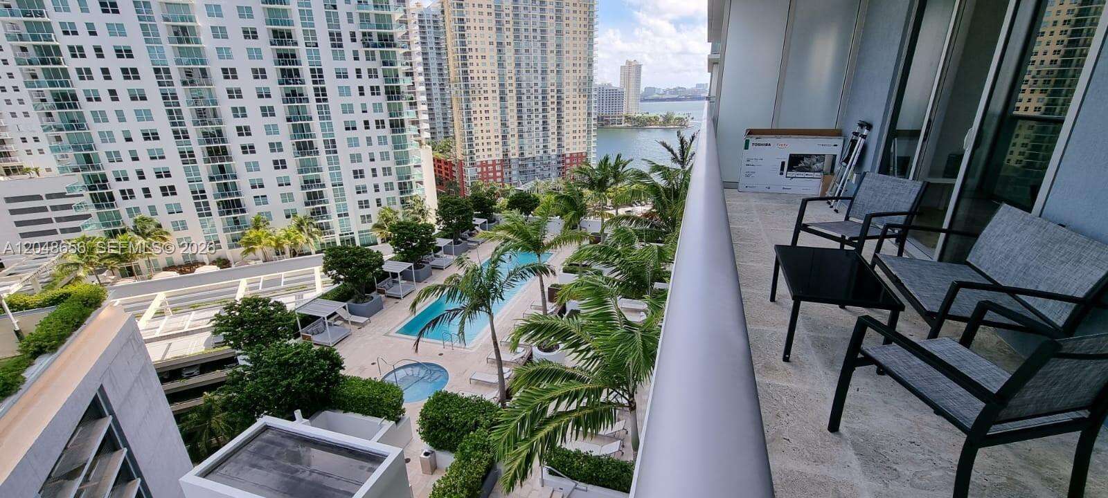 Brickell House at 1300 Brickell Bay Dr, Miami, FL 33131 - For Rent photo 11