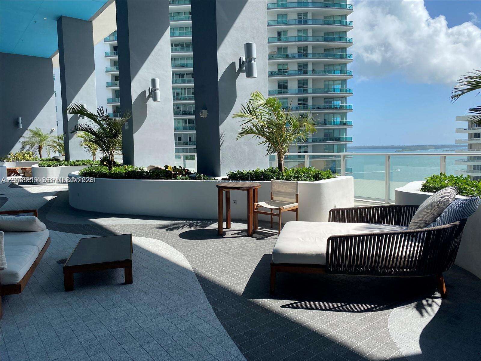Brickell House at 1300 Brickell Bay Dr, Miami, FL 33131 - For Rent photo 20