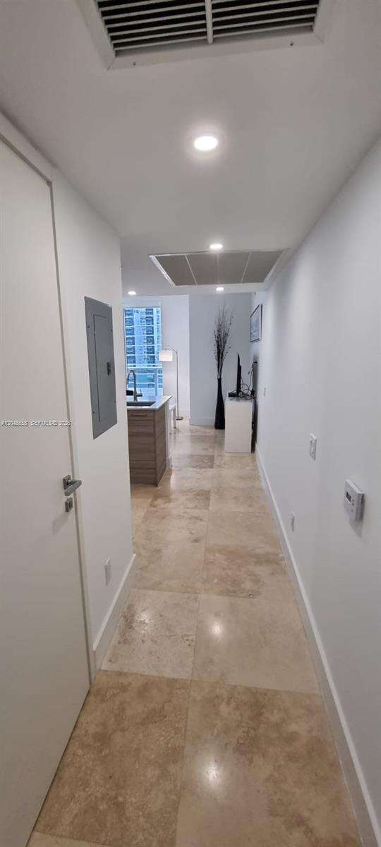 Brickell House at 1300 Brickell Bay Dr, Miami, FL 33131 - For Rent photo 4