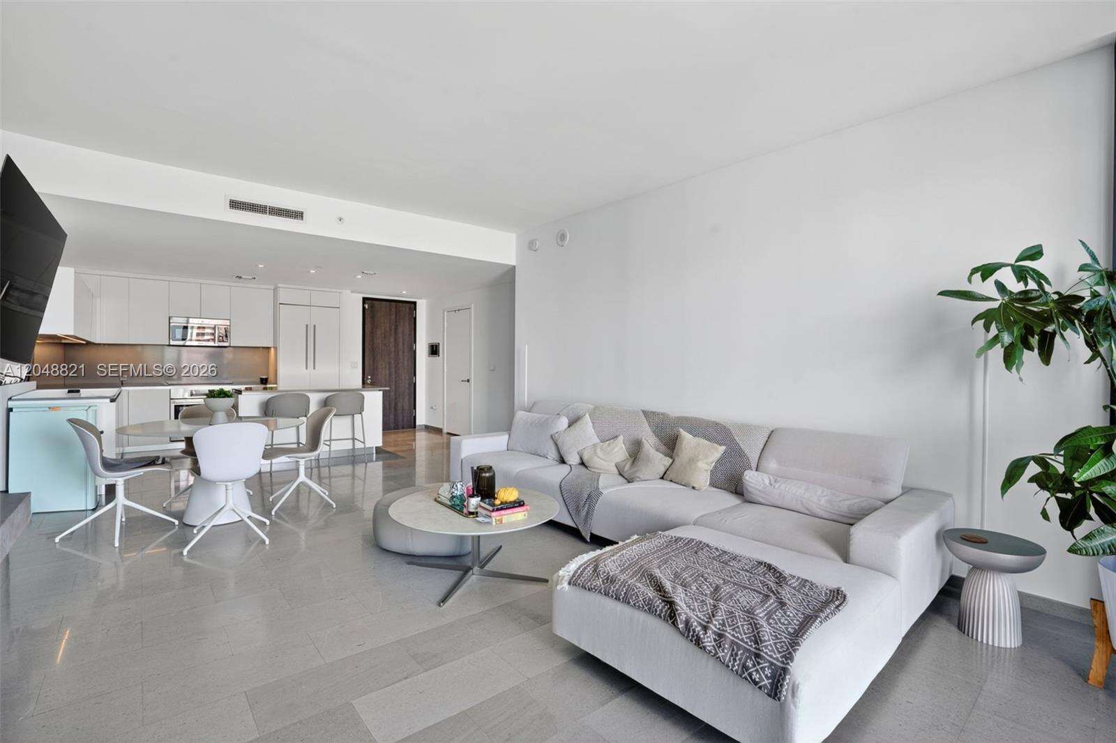Reach Brickell at 68 6 St, Miami, FL 33131 - For Rent photo 18