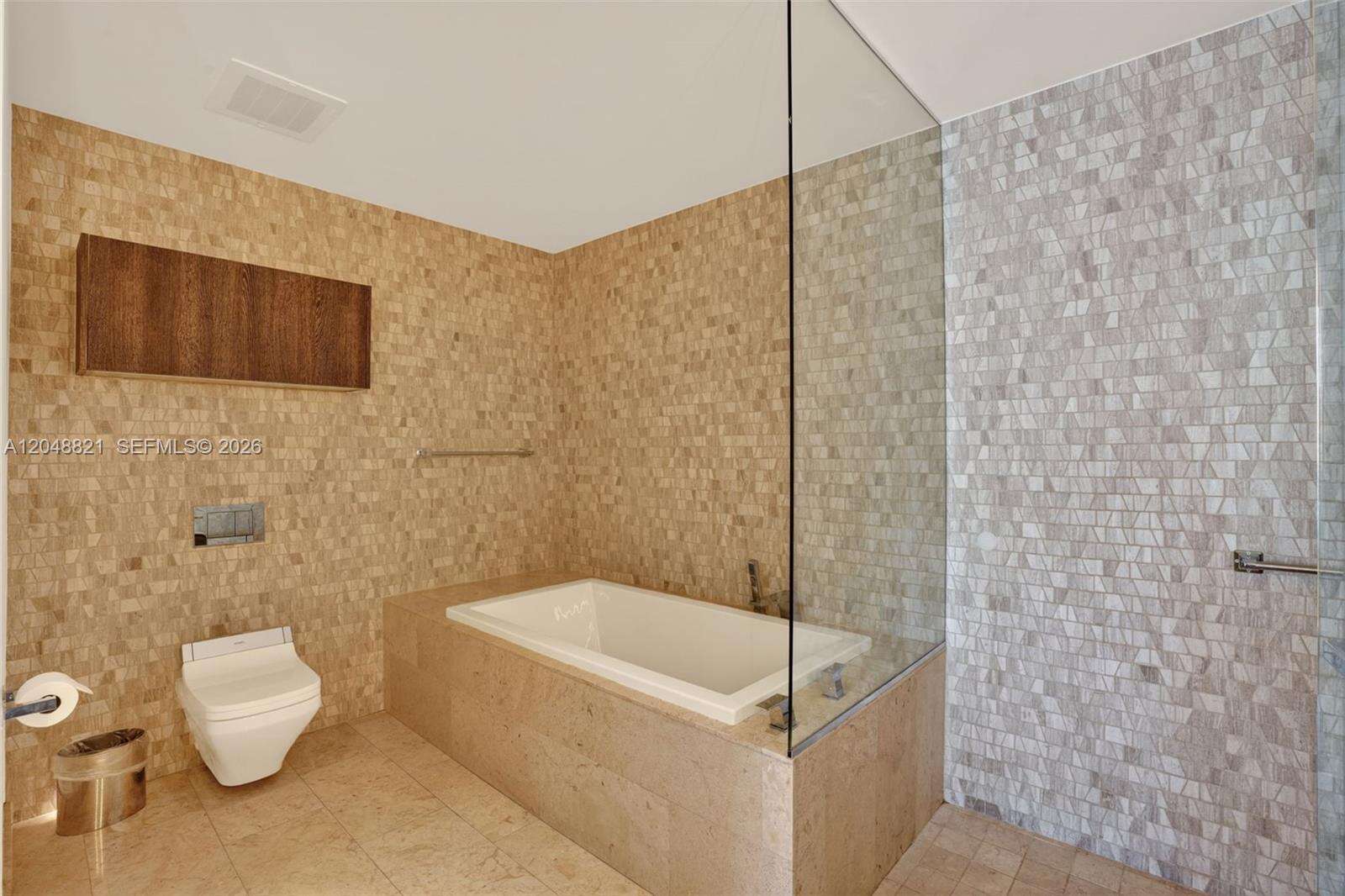 Reach Brickell at 68 6 St, Miami, FL 33131 - For Rent photo 9
