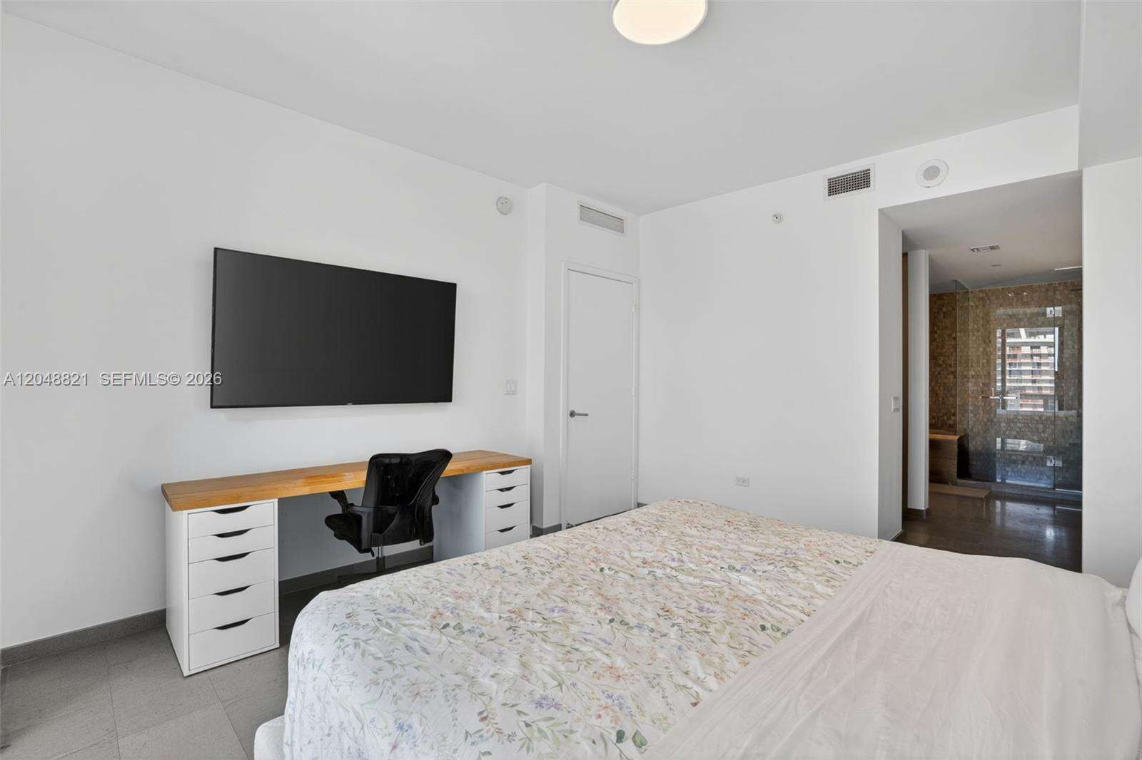 Reach Brickell at 68 6 St, Miami, FL 33131 - For Rent photo 10