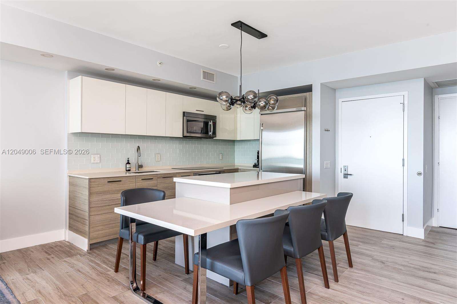 Brickell House at 1300 Brickell Bay Dr, Miami, FL 33131 - For Rent photo 11