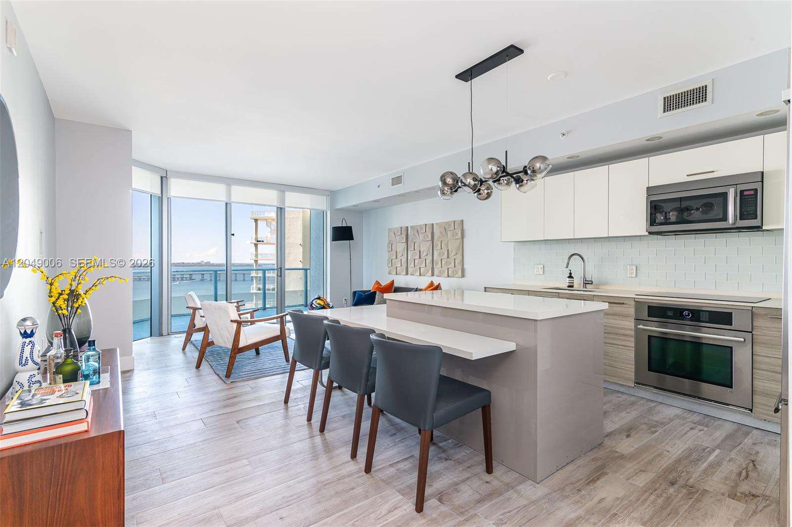Brickell House at 1300 Brickell Bay Dr, Miami, FL 33131 - For Rent photo 12