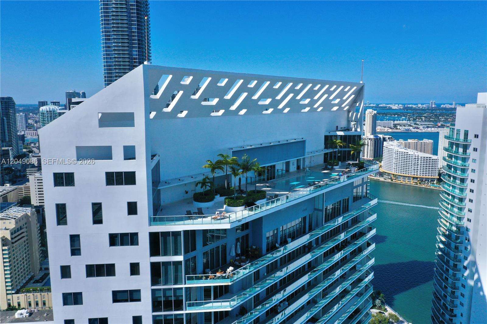Brickell House at 1300 Brickell Bay Dr, Miami, FL 33131 - For Rent photo 3