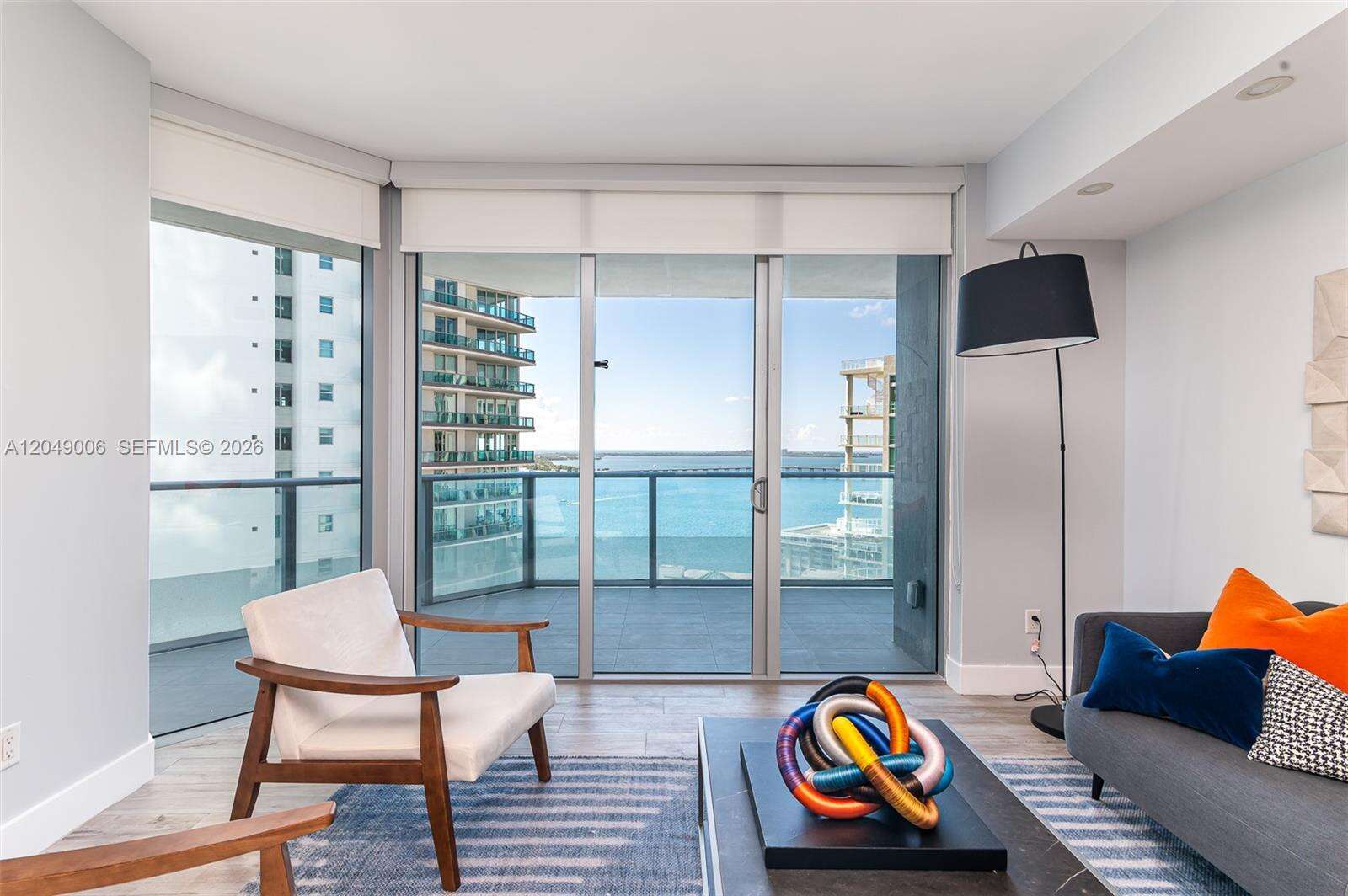 Brickell House at 1300 Brickell Bay Dr, Miami, FL 33131 - For Rent photo 4
